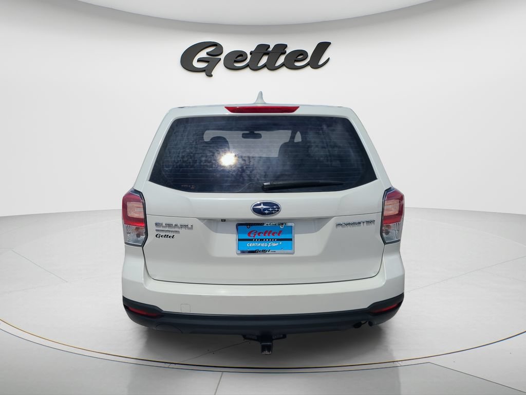Used 2018 Subaru Forester 2.5i AWD/4WD image 6