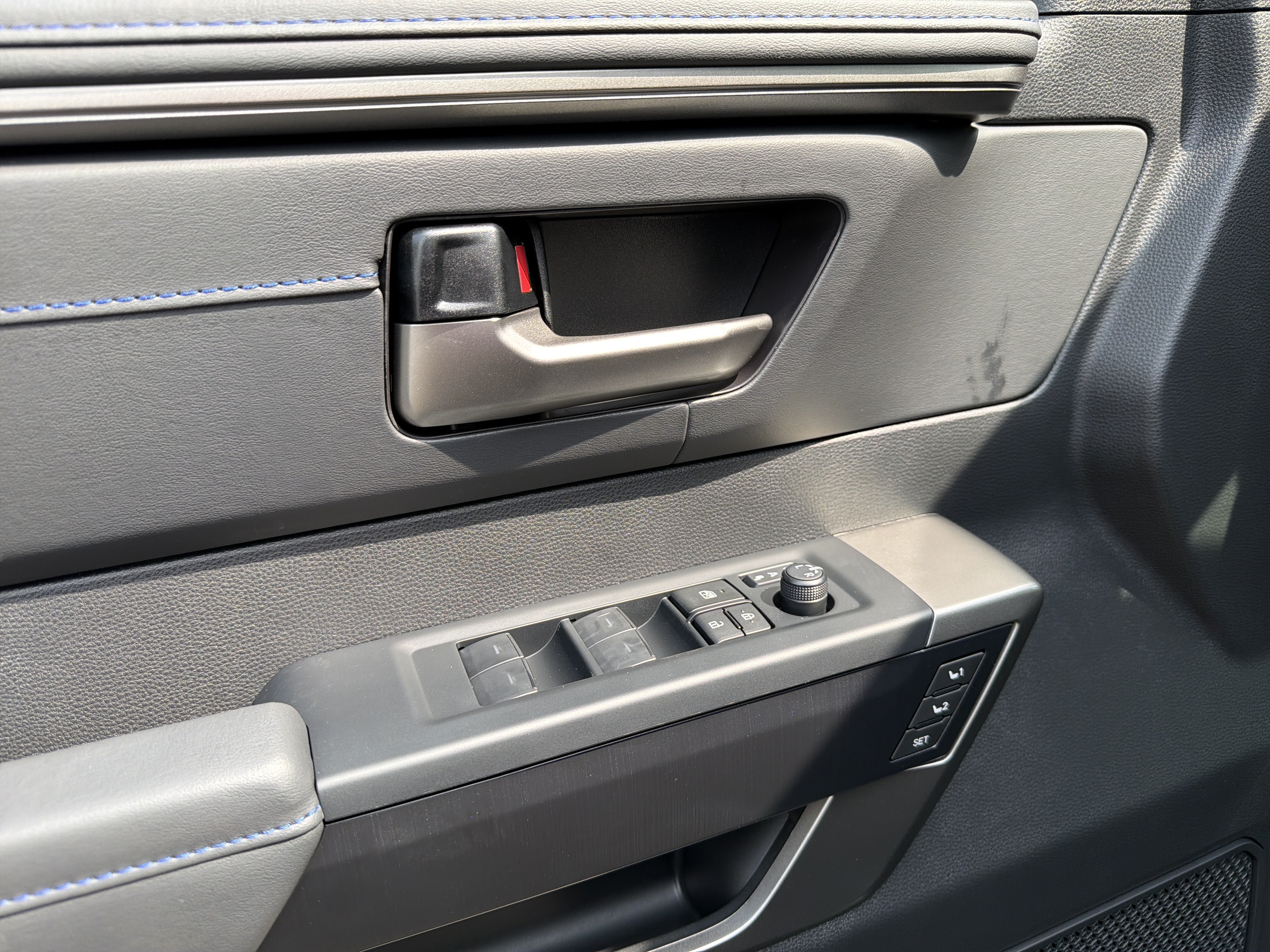New 2026 Toyota Tundra Platinum AWD/4WD image 11