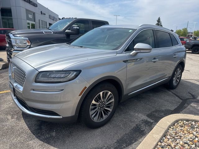 Used 2021 Lincoln Nautilus FWD w/ Equipment Group 101A image 2