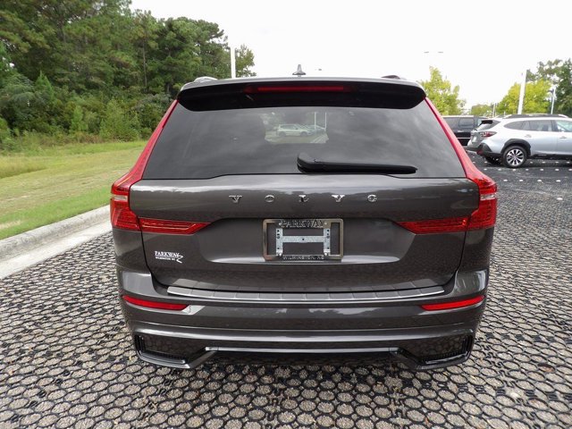 Certified 2024 Volvo XC60 B5 Ultimate w/ Protection Package Premier image 6