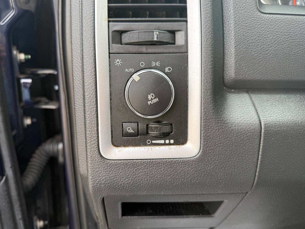 Used 2012 RAM 1500 Sport w/ Sport Premium Group image 24