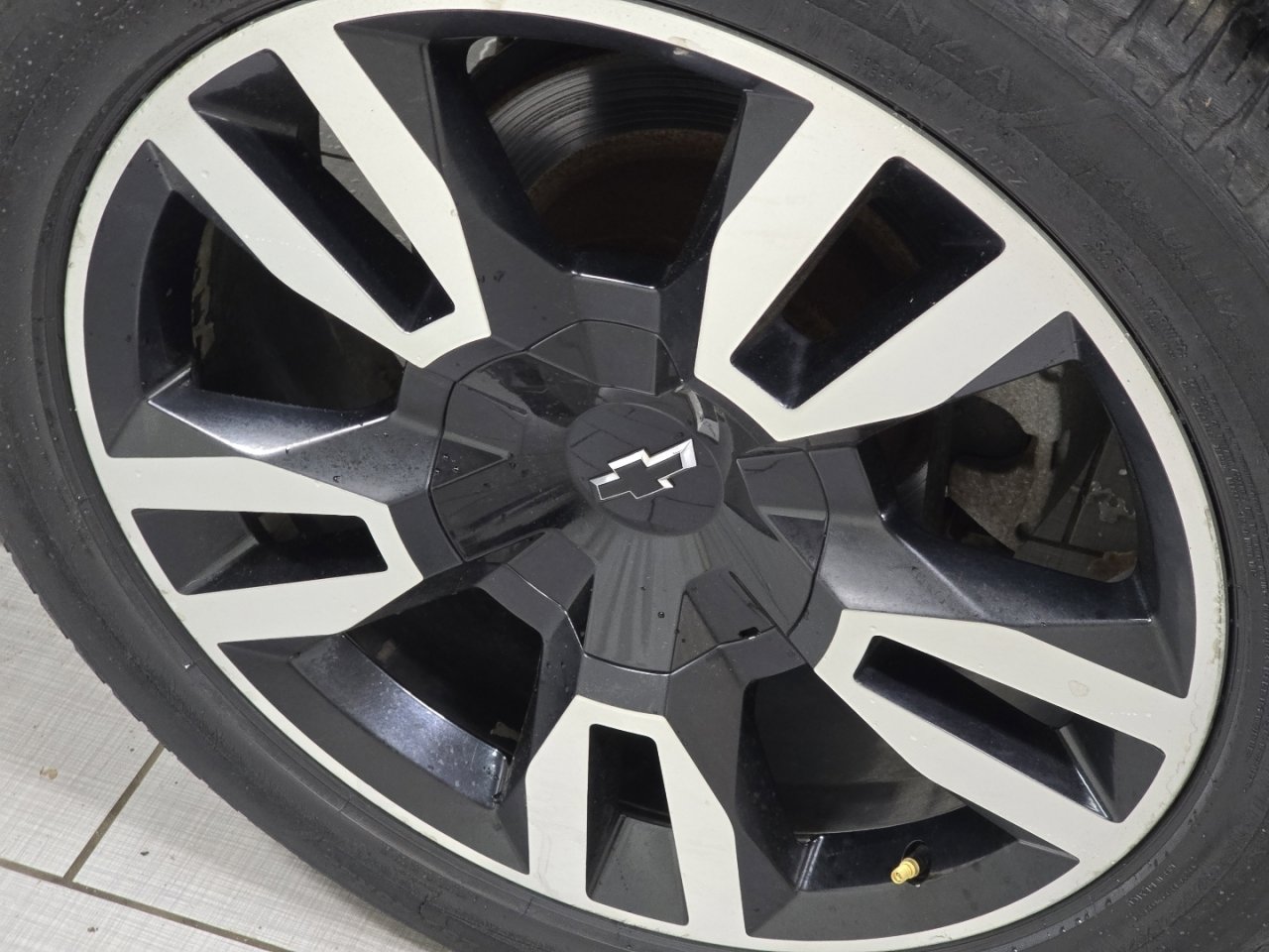 Used 2018 Chevrolet Tahoe Premier image 14