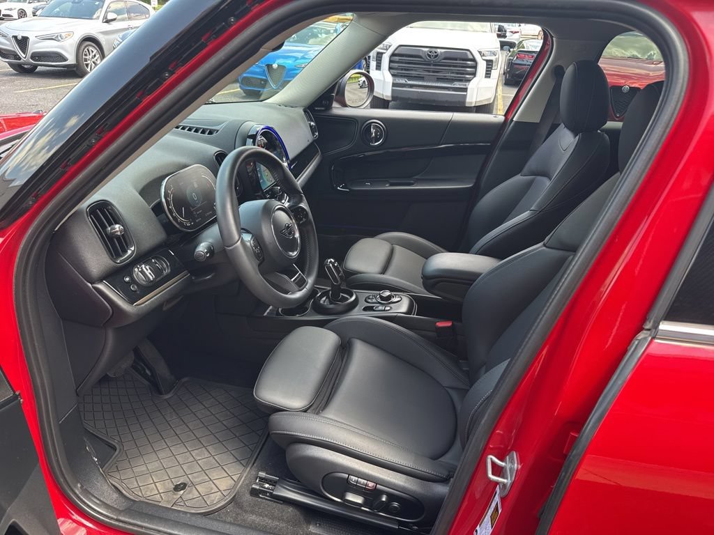 Used 2024 MINI Cooper Countryman S w/ Premium Package FWD image 27