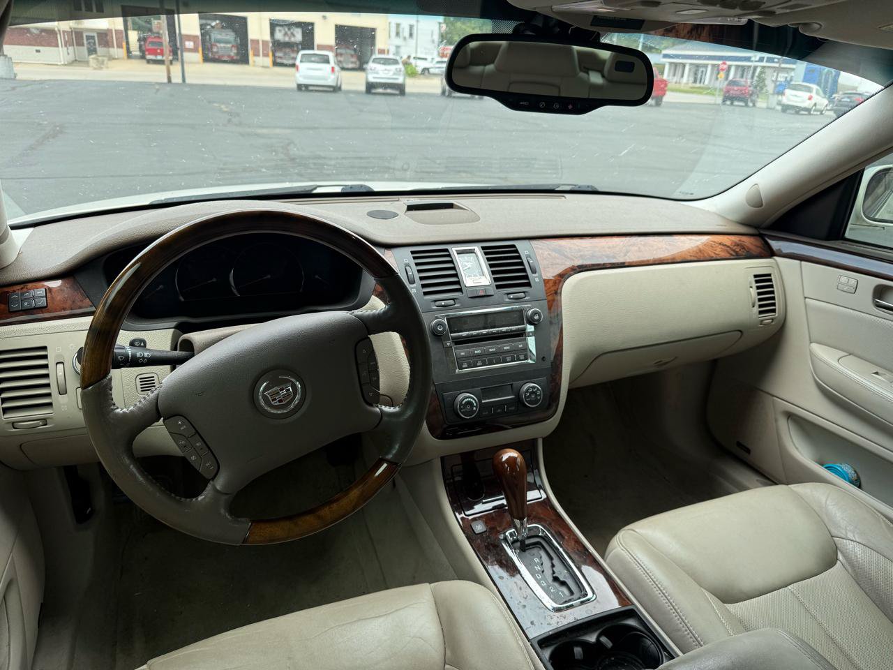 Used 2006 Cadillac DTS Performance FWD image 3