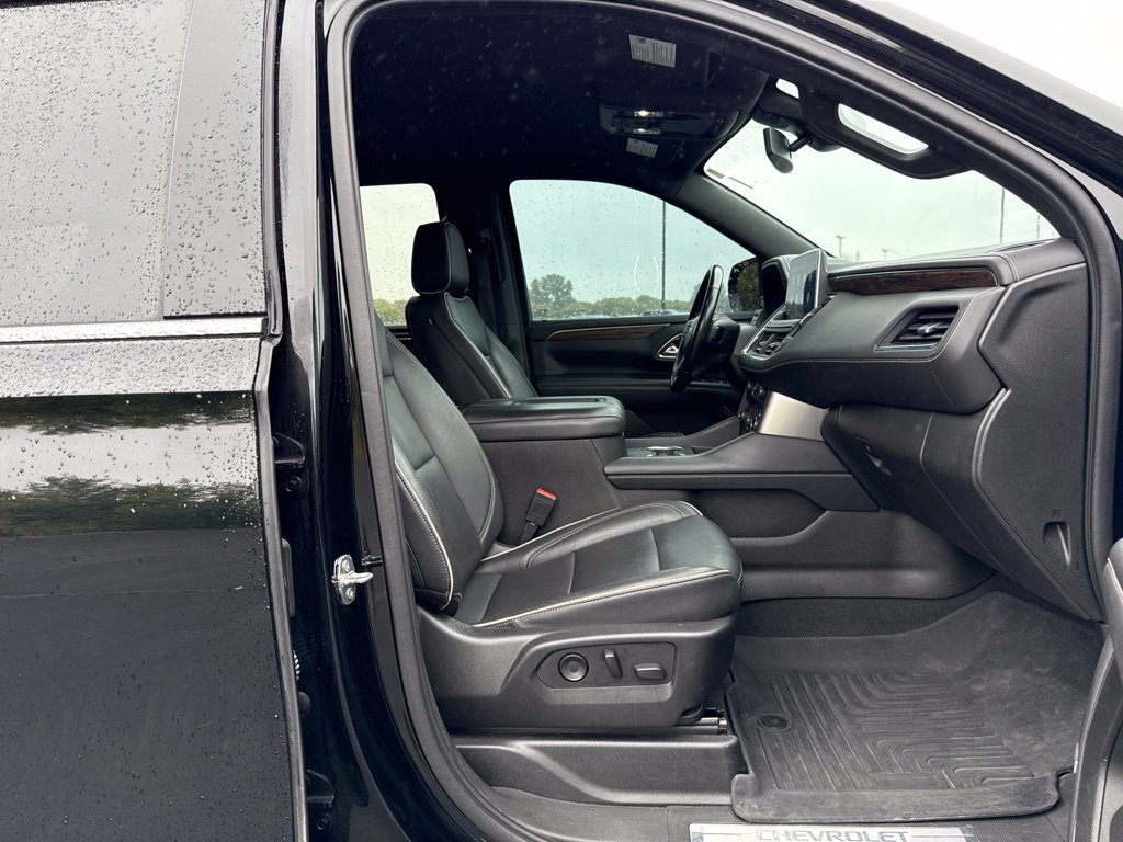 Used 2021 Chevrolet Tahoe Premier AWD/4WD image 11