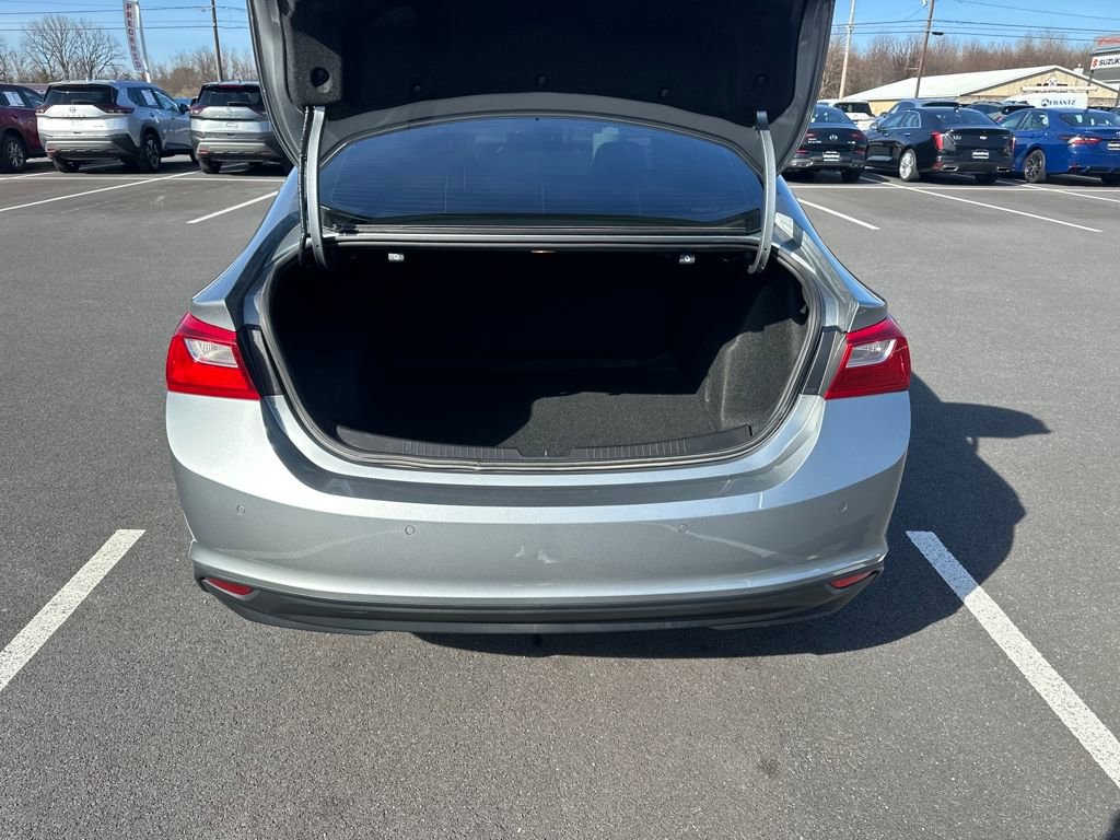 Used 2024 Chevrolet Malibu LS w/ LPO, Floor Liner Package FWD image 11