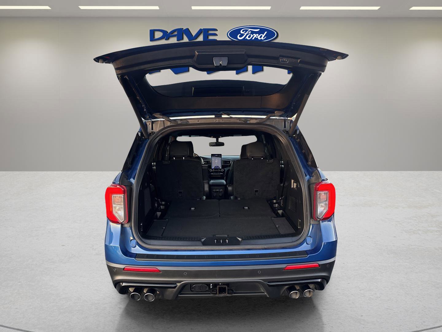 Used 2023 Ford Explorer ST w/ Equipment Group 401A image 17