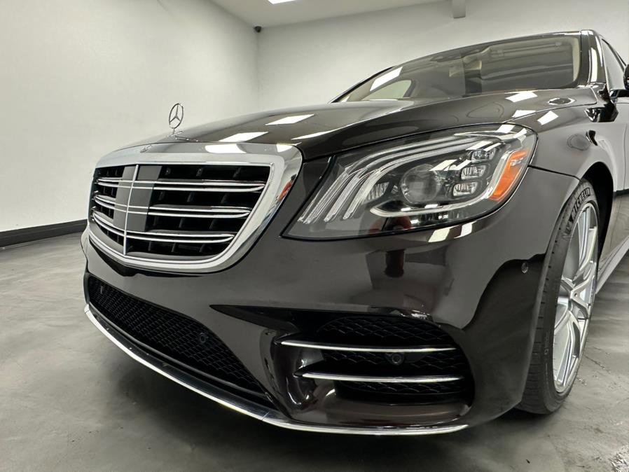 Used 2018 Mercedes-Benz S 560 4MATIC Sedan w/ AMG Line Exterior image 21