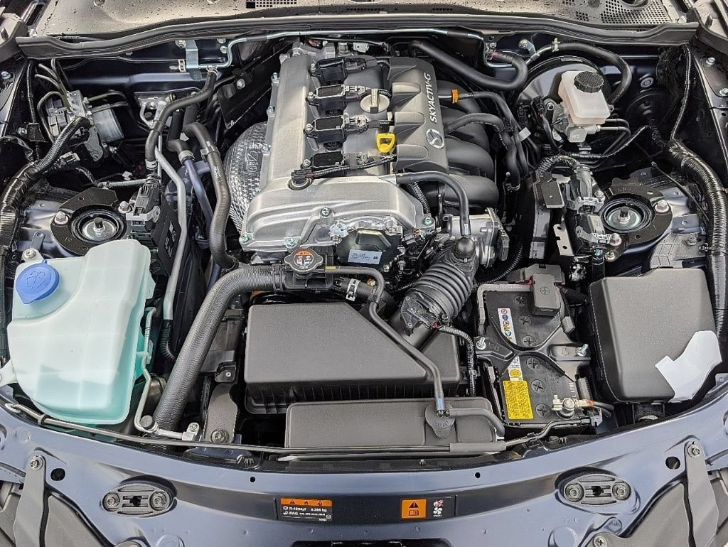 New 2026 MAZDA MX-5 Miata RF Grand Touring RWD image 17