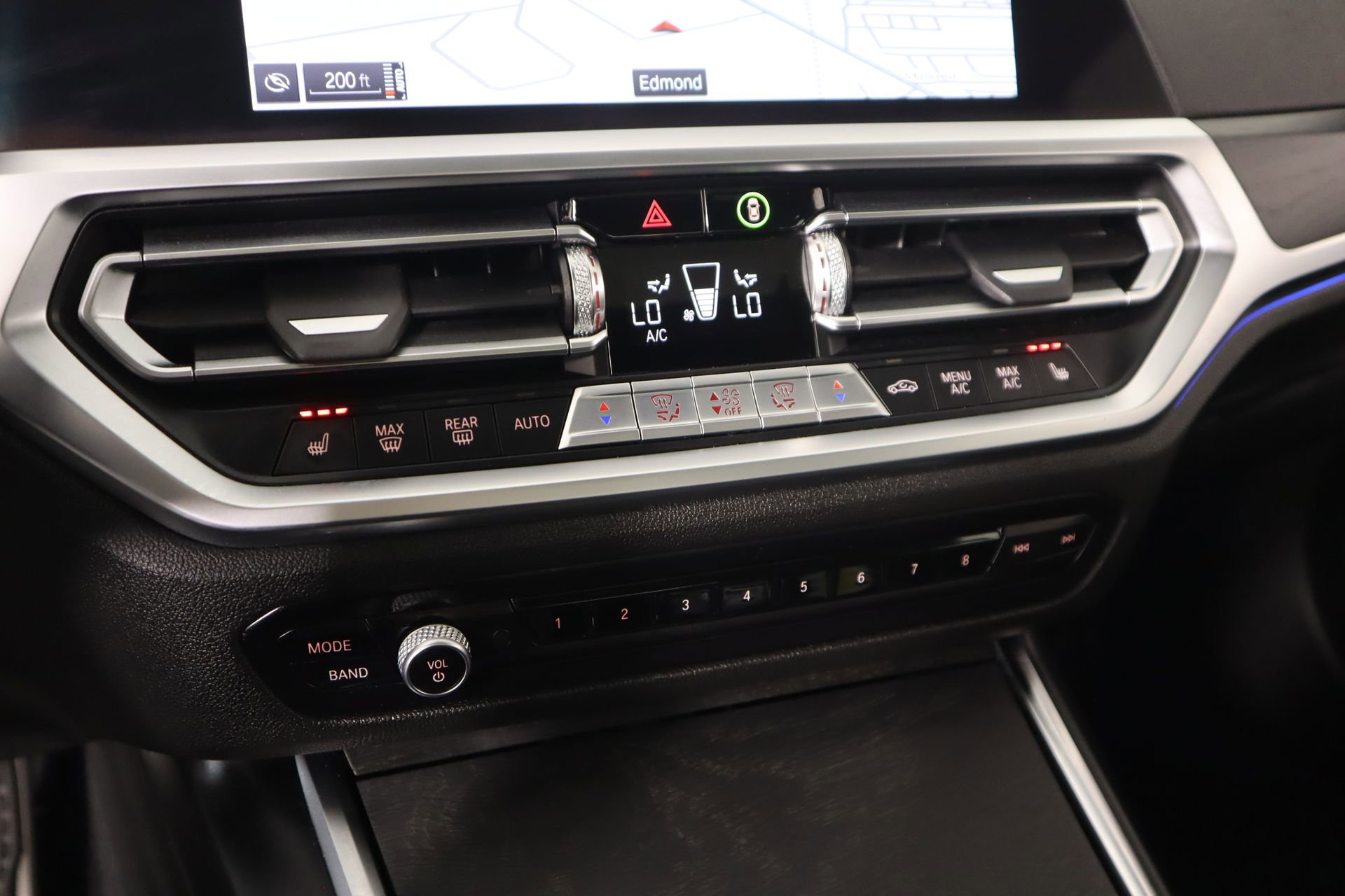 Used 2021 BMW 330i xDrive Sedan w/ M Sport Package image 8