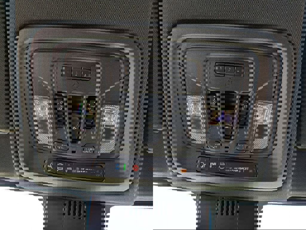 Used 2022 Chevrolet Silverado 1500 High Country w/ High Country Premium Package image 15