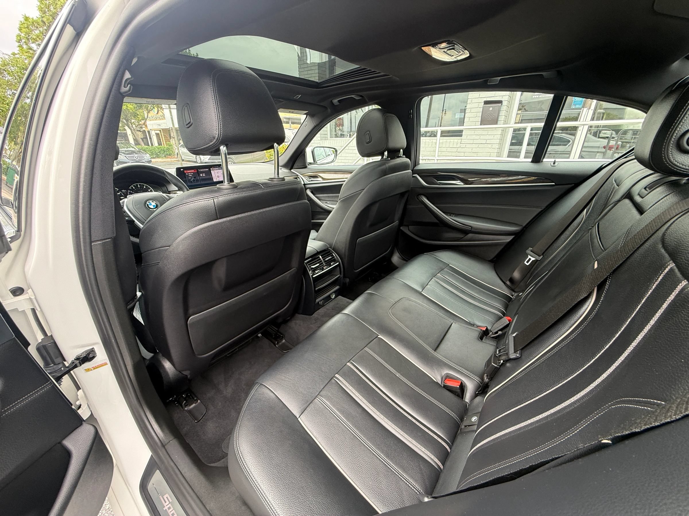 Used 2019 BMW 530i w/ Convenience Package RWD image 21