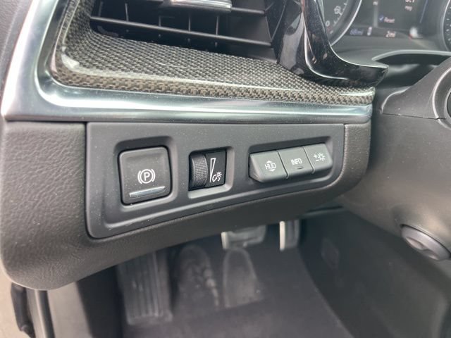 New 2026 Cadillac XT5 Sportv w/ LPO, Floor Liner Package AWD/4WD image 20