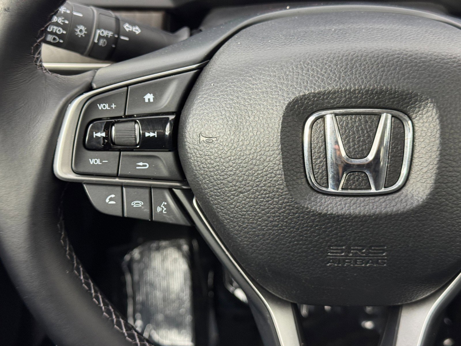 Used 2018 Honda Accord EX-L image 21