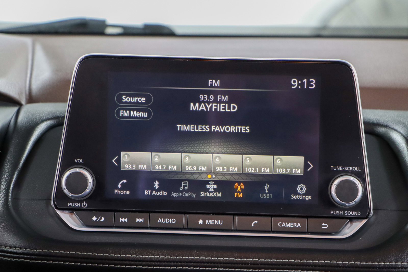 Used 2023 Nissan Rogue SV image 19