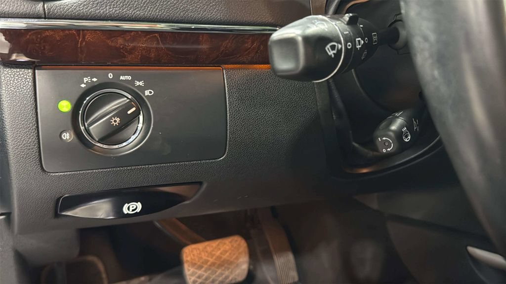 Used 2012 Mercedes-Benz GL 320 BlueTEC 4MATIC image 37