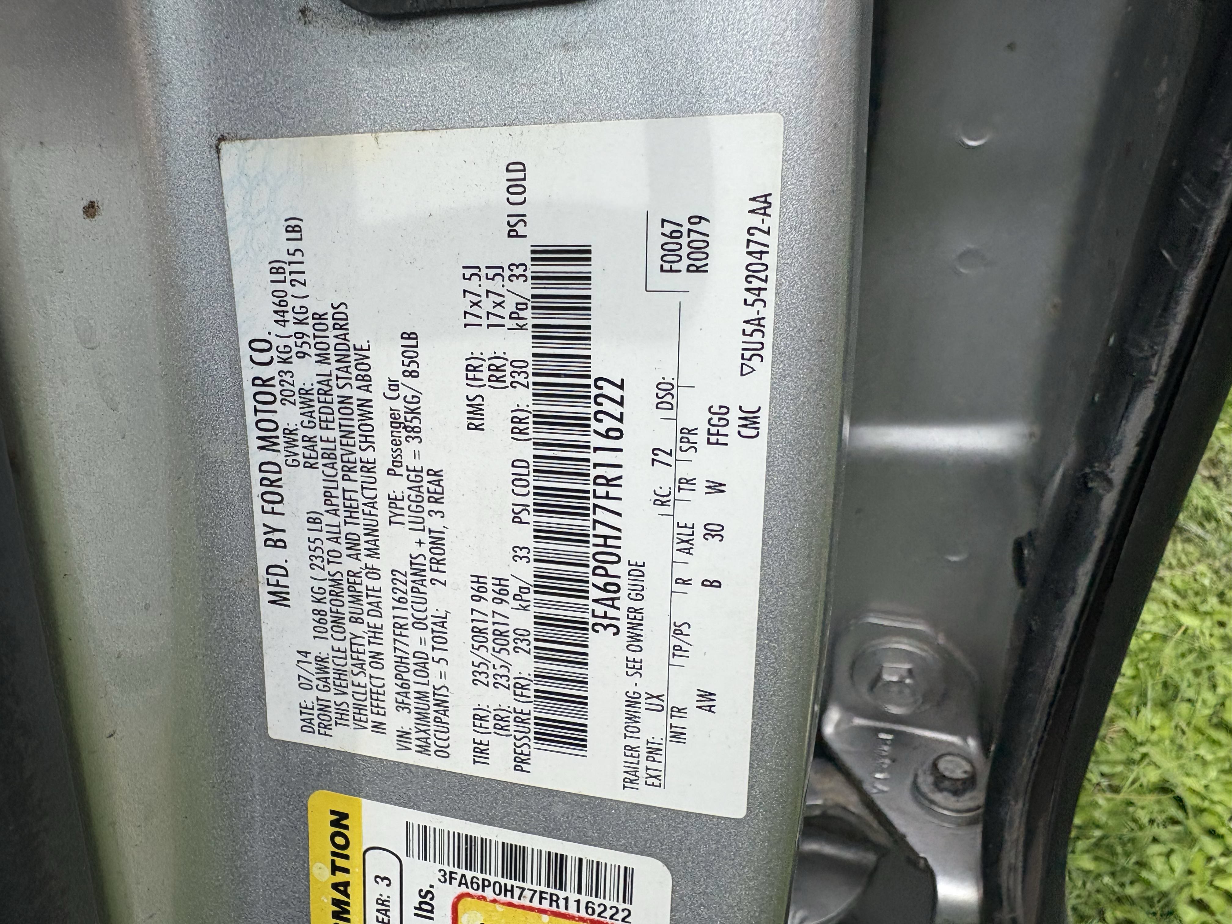 Used 2015 Ford Fusion SE FWD image 17