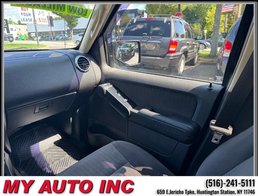 Used 2010 Ford Explorer Sport Trac XLT image 13
