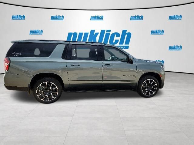 Certified 2024 Chevrolet Suburban RST w/ Luxury Package AWD/4WD image 8