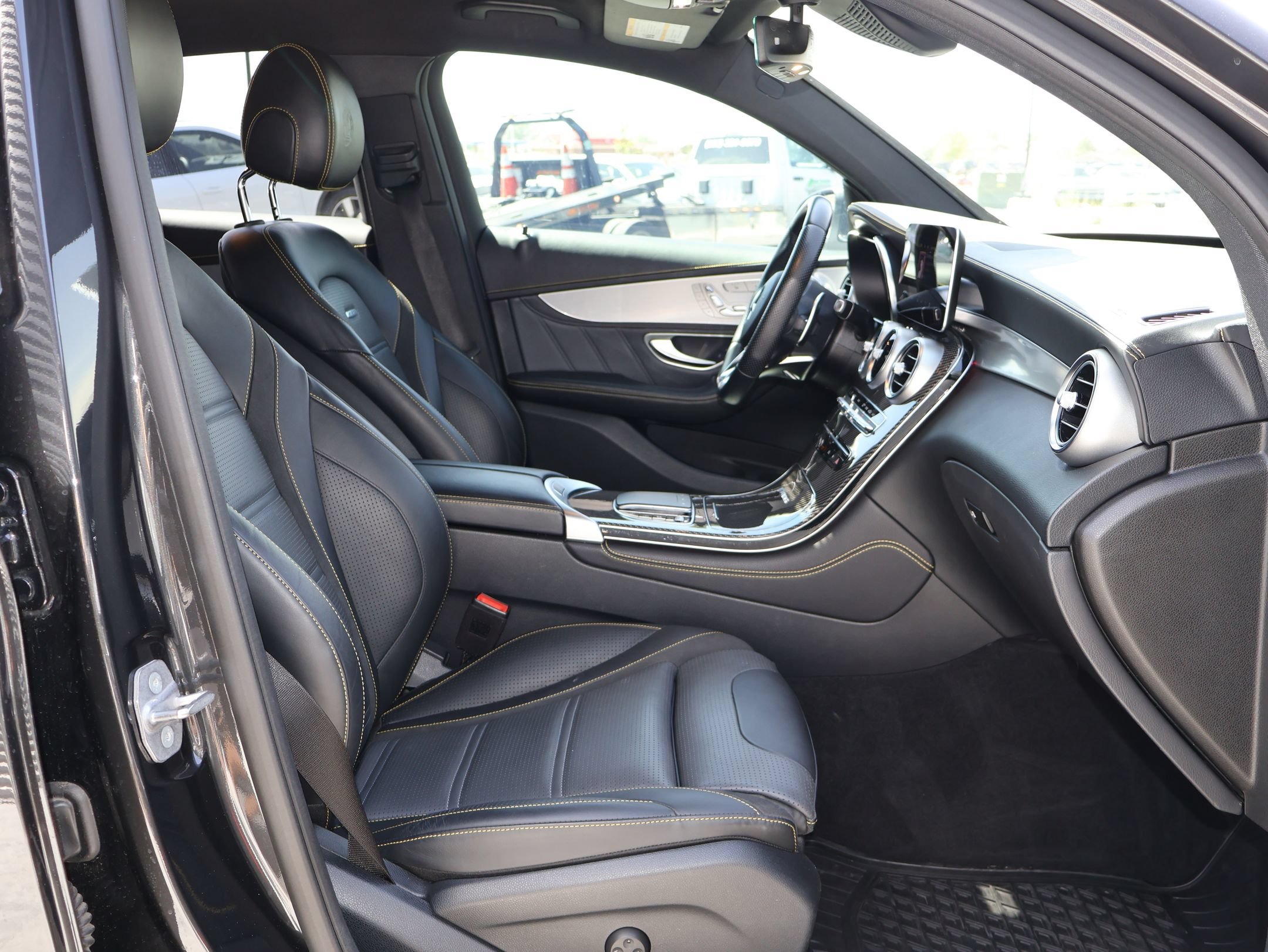 Used 2021 Mercedes-Benz GLC 63 AMG S image 32