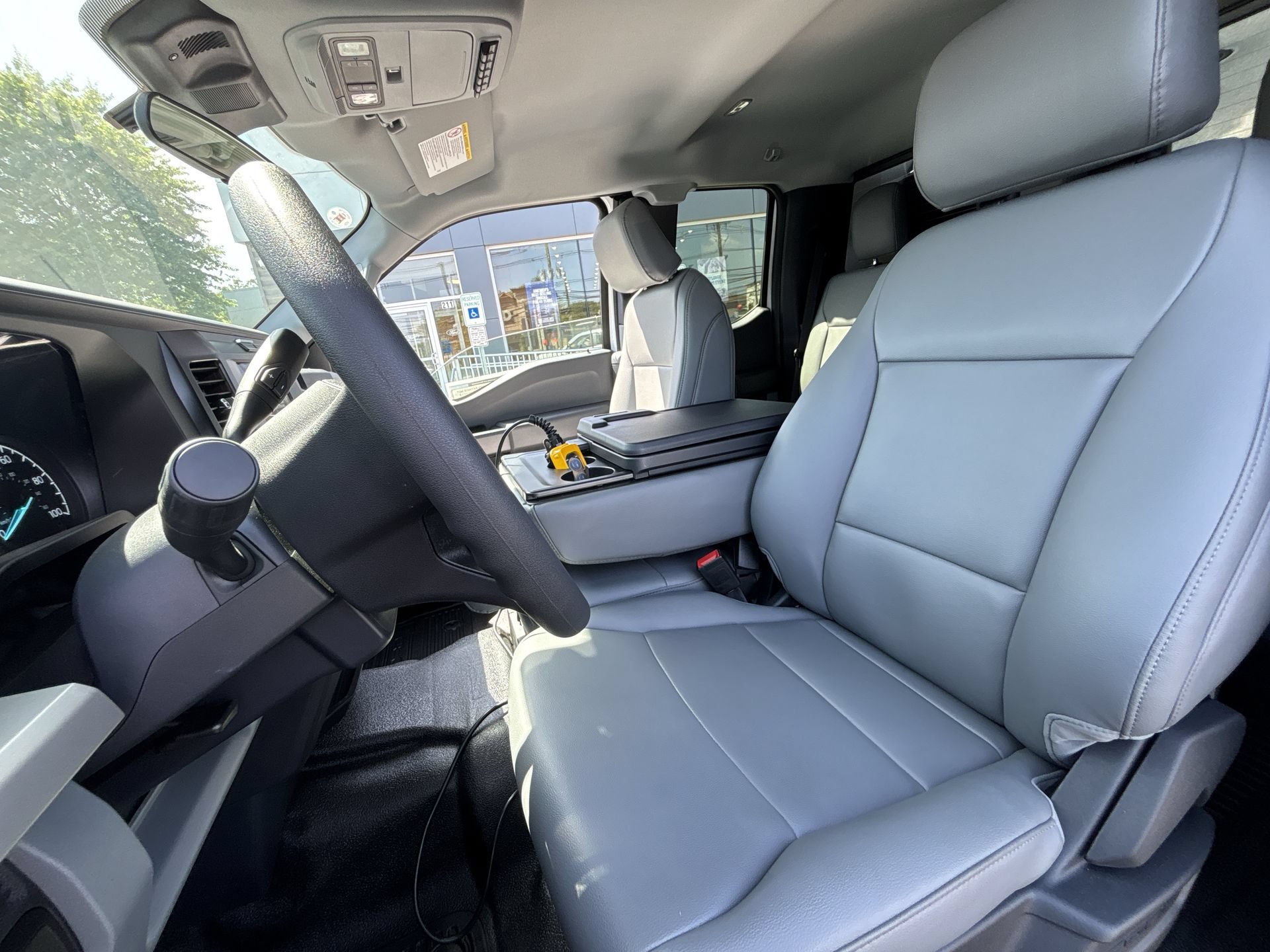 New 2026 Ford F550 4x4 Supercab Super Duty image 13