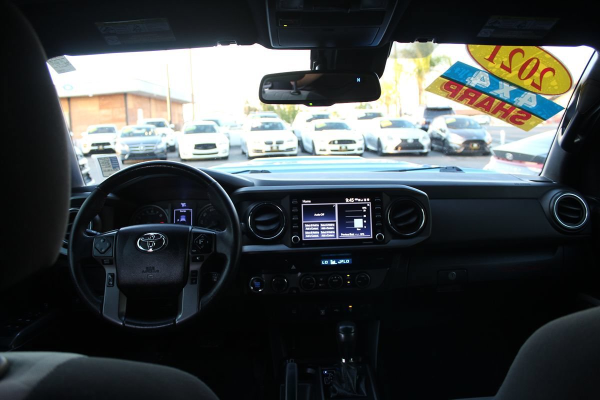 Used 2021 Toyota Tacoma TRD Sport AWD/4WD image 27