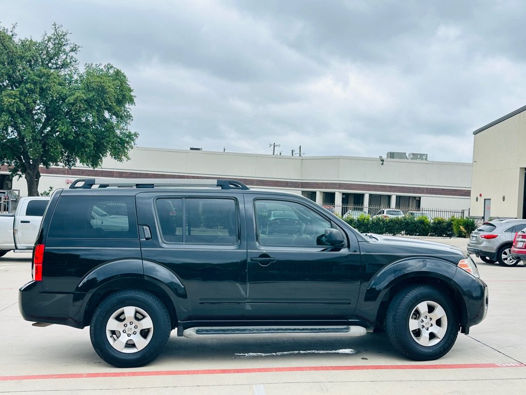 Used 2012 Nissan Pathfinder S RWD image 11