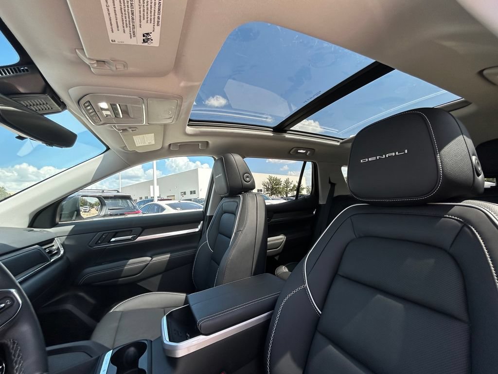 Used 2026 GMC Terrain Denali AWD/4WD image 12