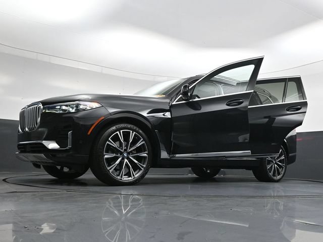 Used 2021 BMW X7 xDrive40i w/ Premium Package AWD/4WD image 49