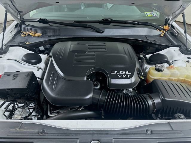 Used 2022 Chrysler 300 Touring L w/ Popular Equipment Group image 32