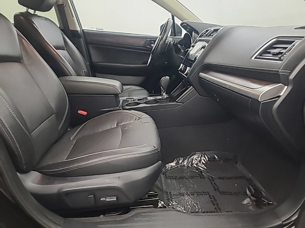 Used 2019 Subaru Outback 2.5i Limited AWD/4WD image 14