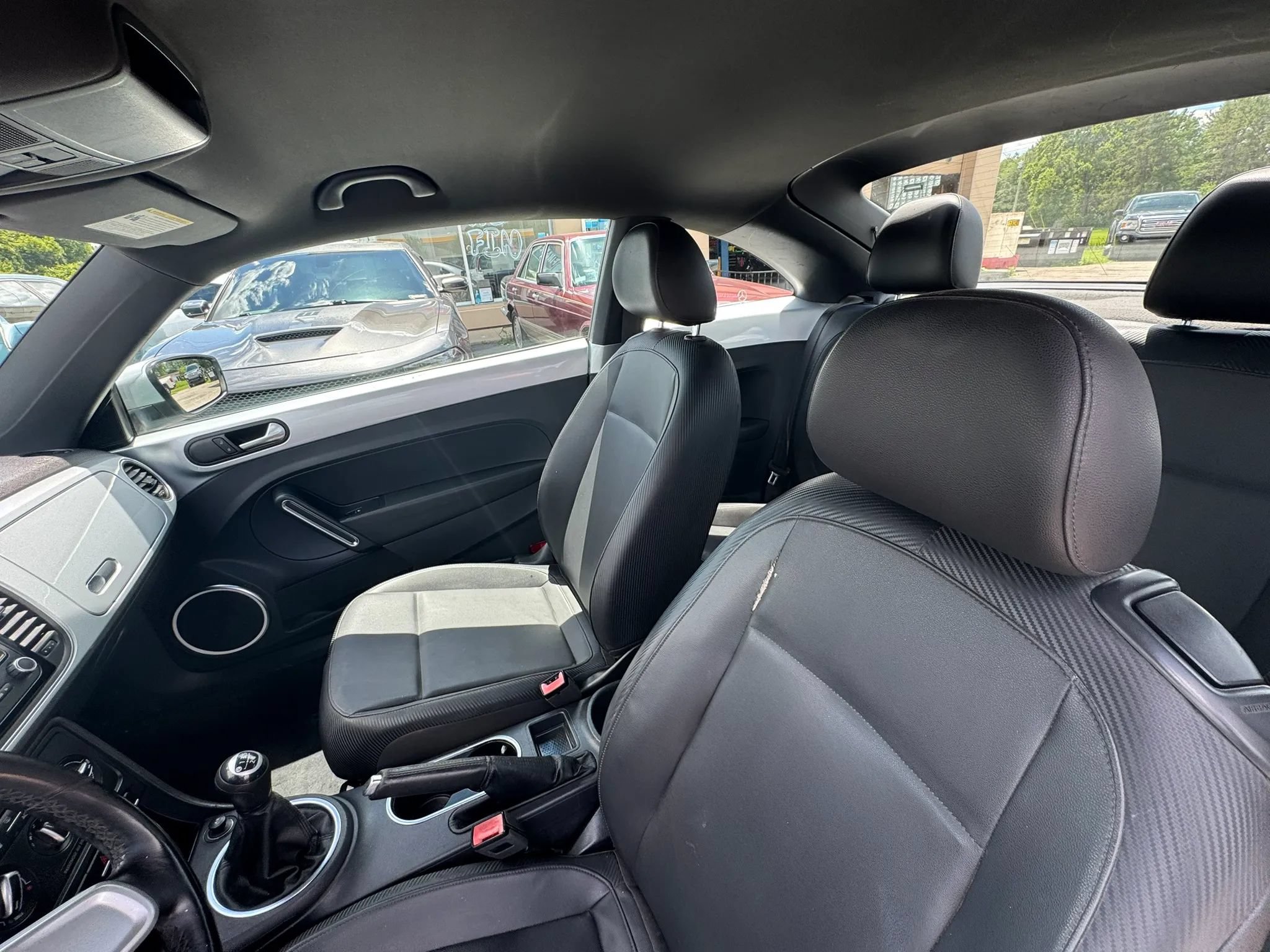 Used 2012 Volkswagen Beetle 2.5 FWD image 13