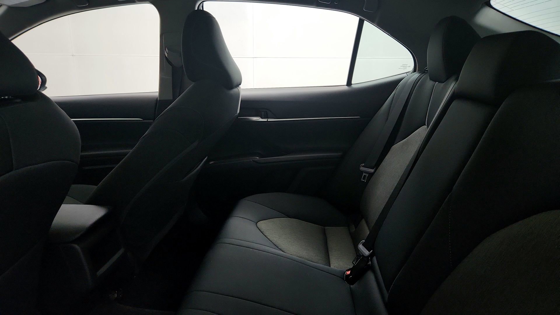 Used 2023 Toyota Camry LE FWD image 23