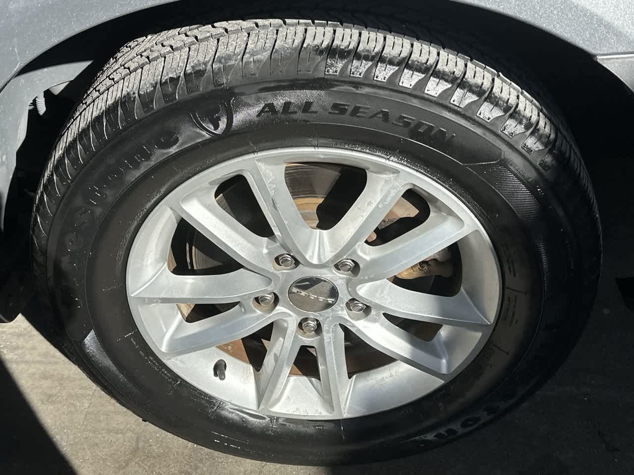 Used 2019 Dodge Grand Caravan SXT FWD image 11
