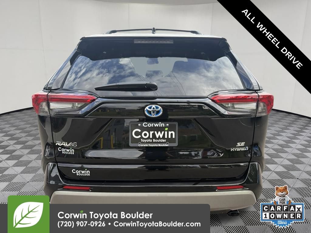 Used 2024 Toyota RAV4 SE w/ Convenience Package AWD/4WD image 6