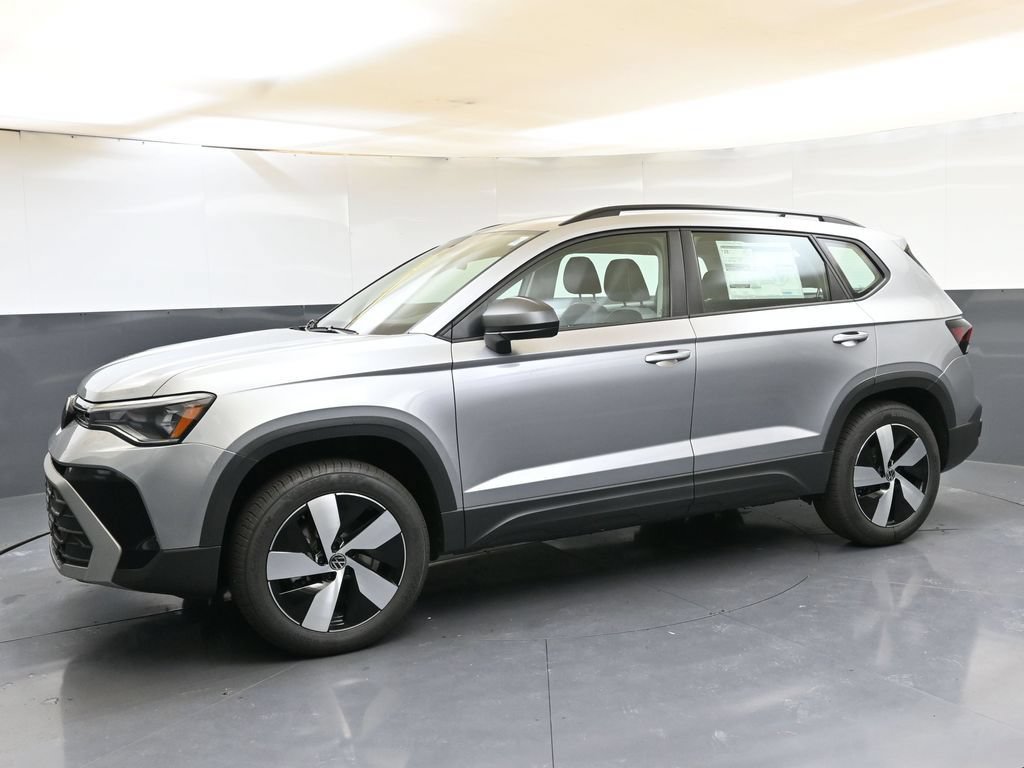 Used 2025 Volkswagen Taos S AWD/4WD image 2