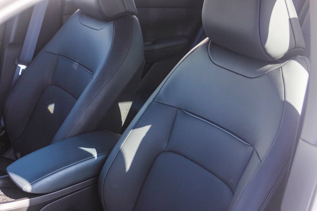 New 2026 Nissan Leaf SV+ w/ Floor Mat Package (SV+) FWD image 25