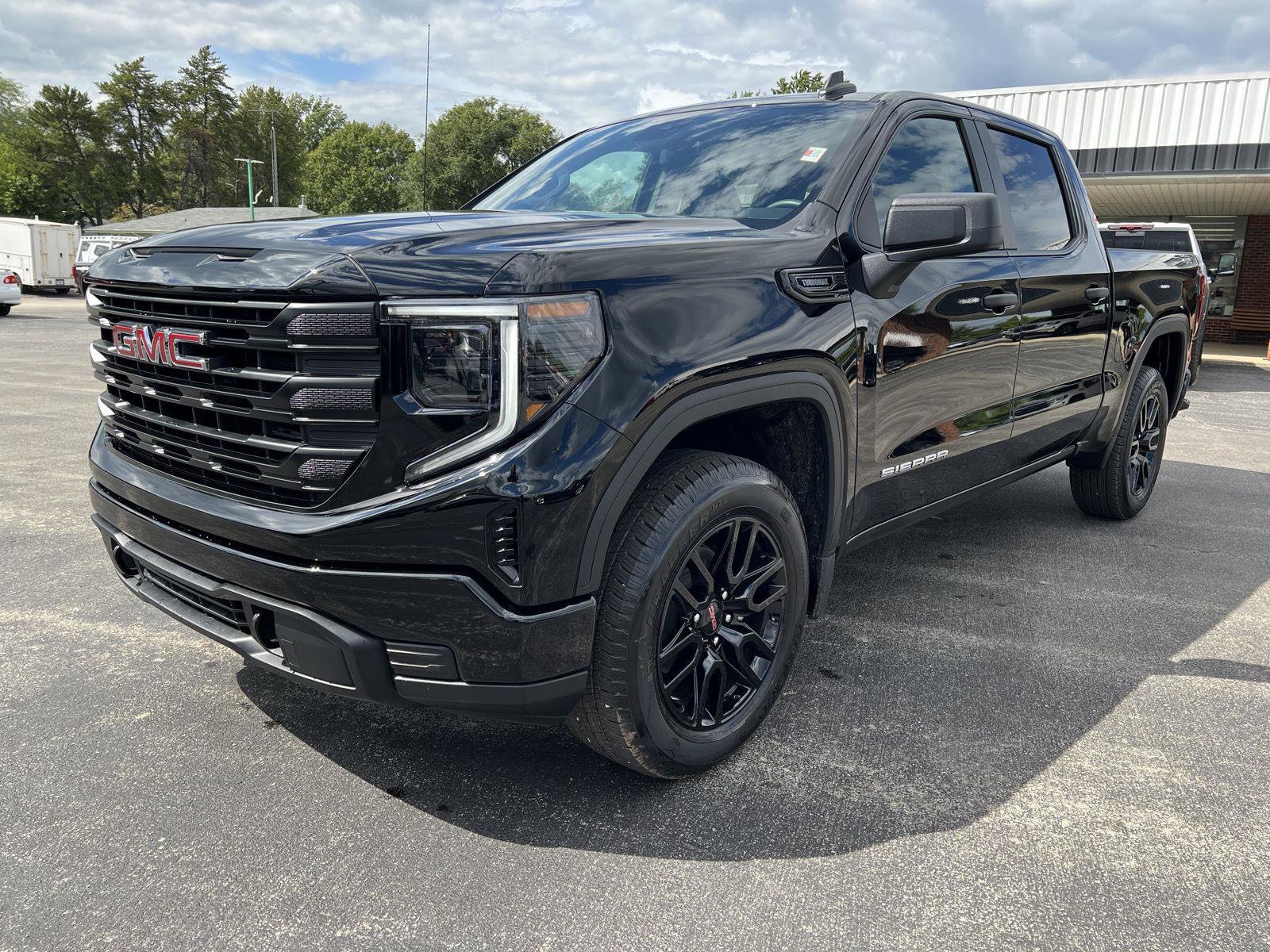 New 2026 GMC Sierra 1500 Pro w/ Graphite Edition image 13