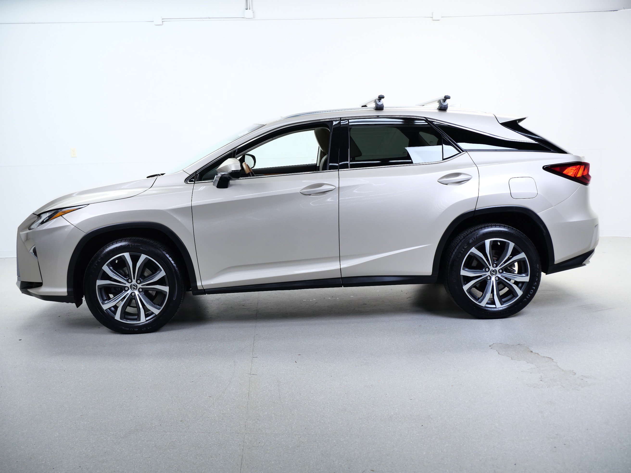 Used 2019 Lexus RX 350 AWD w/ Navigation Package image 8
