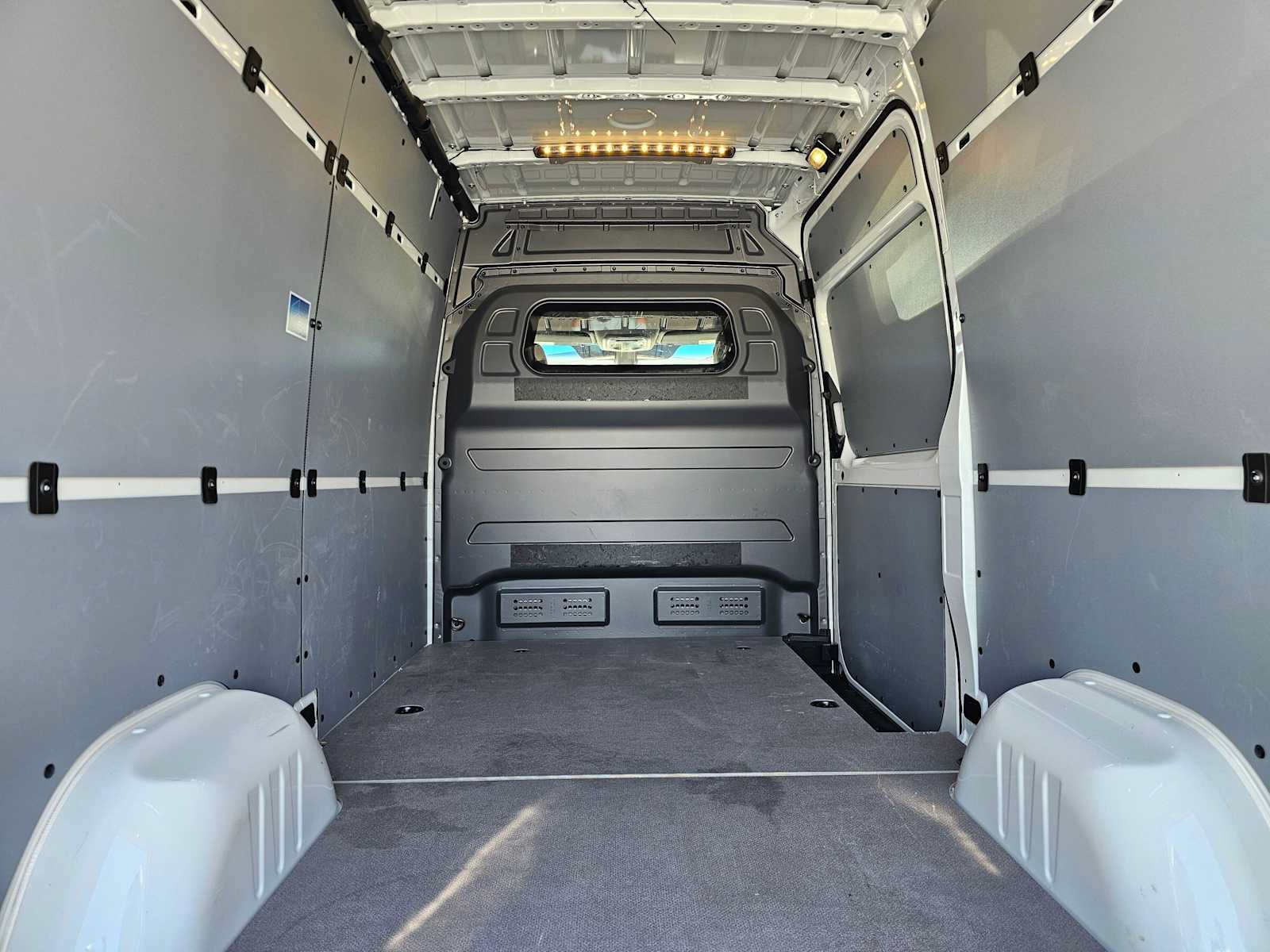Used 2026 Mercedes-Benz Sprinter 2500 image 17