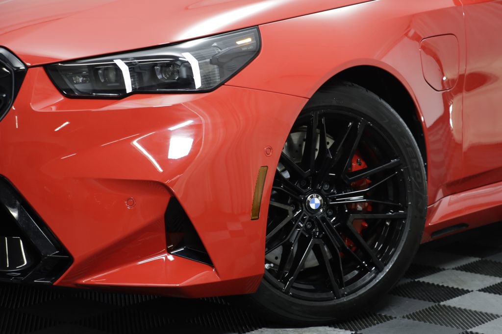 Used 2026 BMW M5 w/ Carbon Package image 3