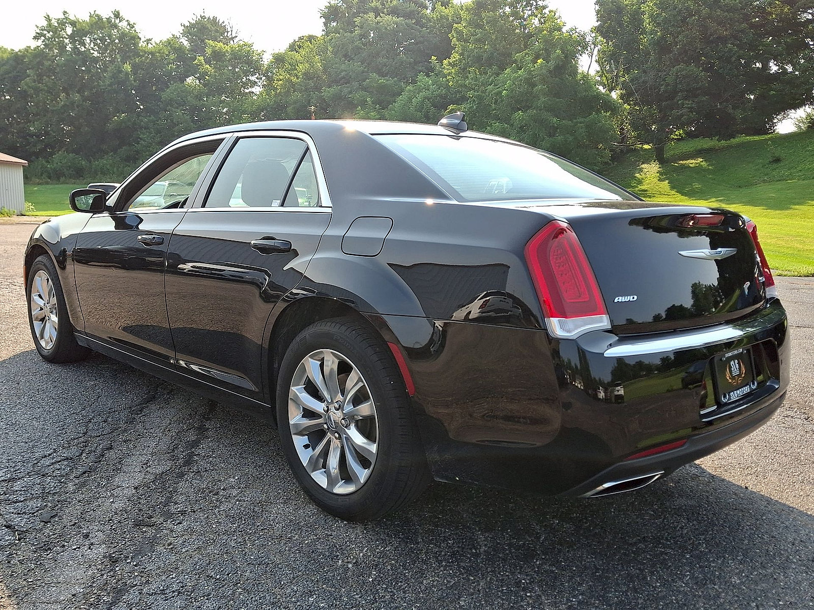 Used 2021 Chrysler 300 Touring L AWD/4WD image 22