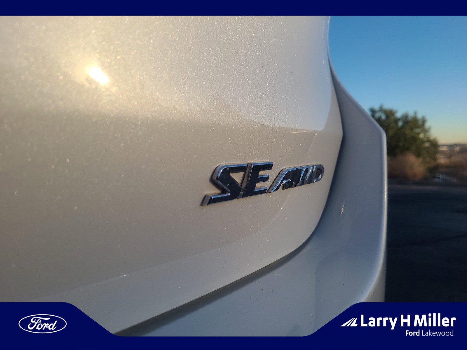 Used 2019 Toyota Highlander SE image 24