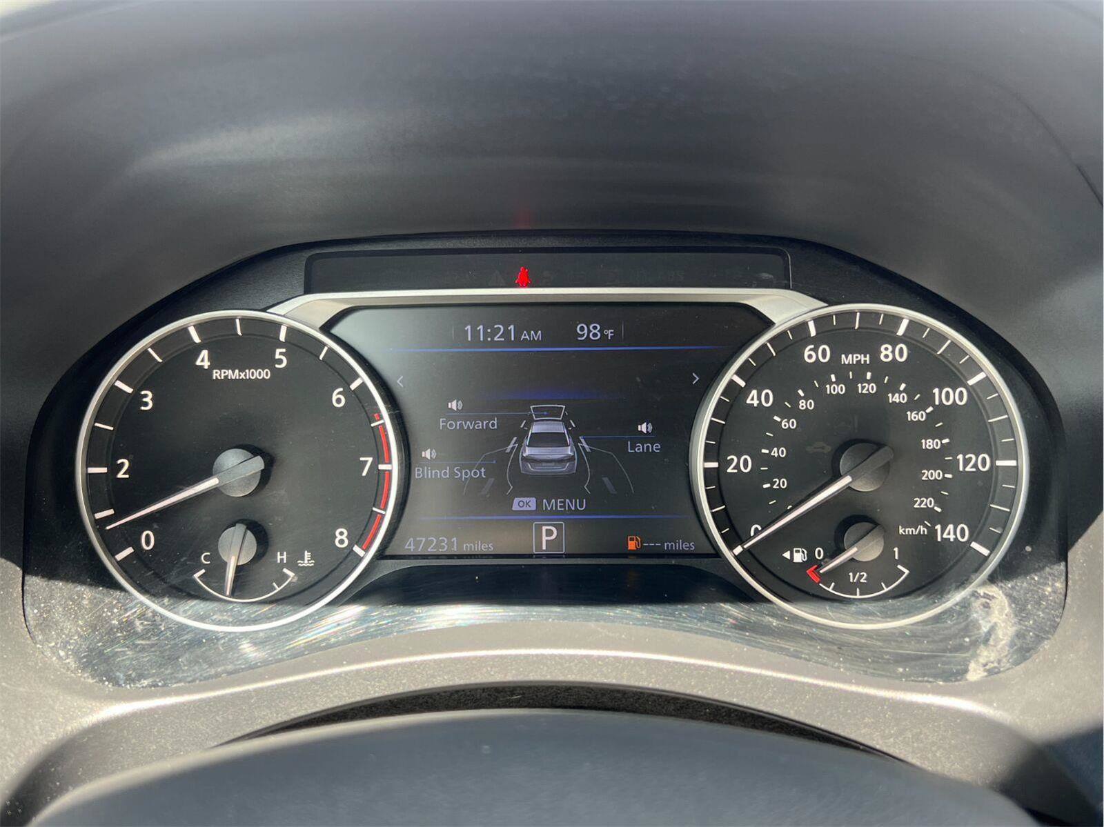 Used 2025 Nissan Altima 2.5 SR FWD image 38