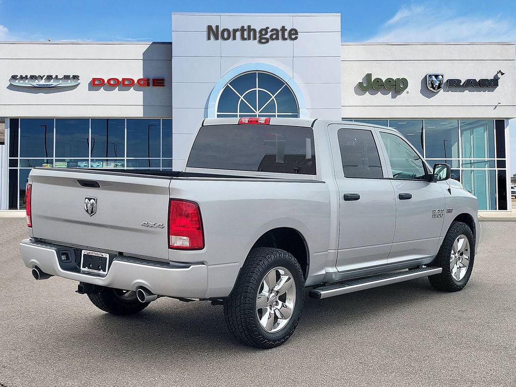 Used 2017 RAM 1500 Express AWD/4WD image 4
