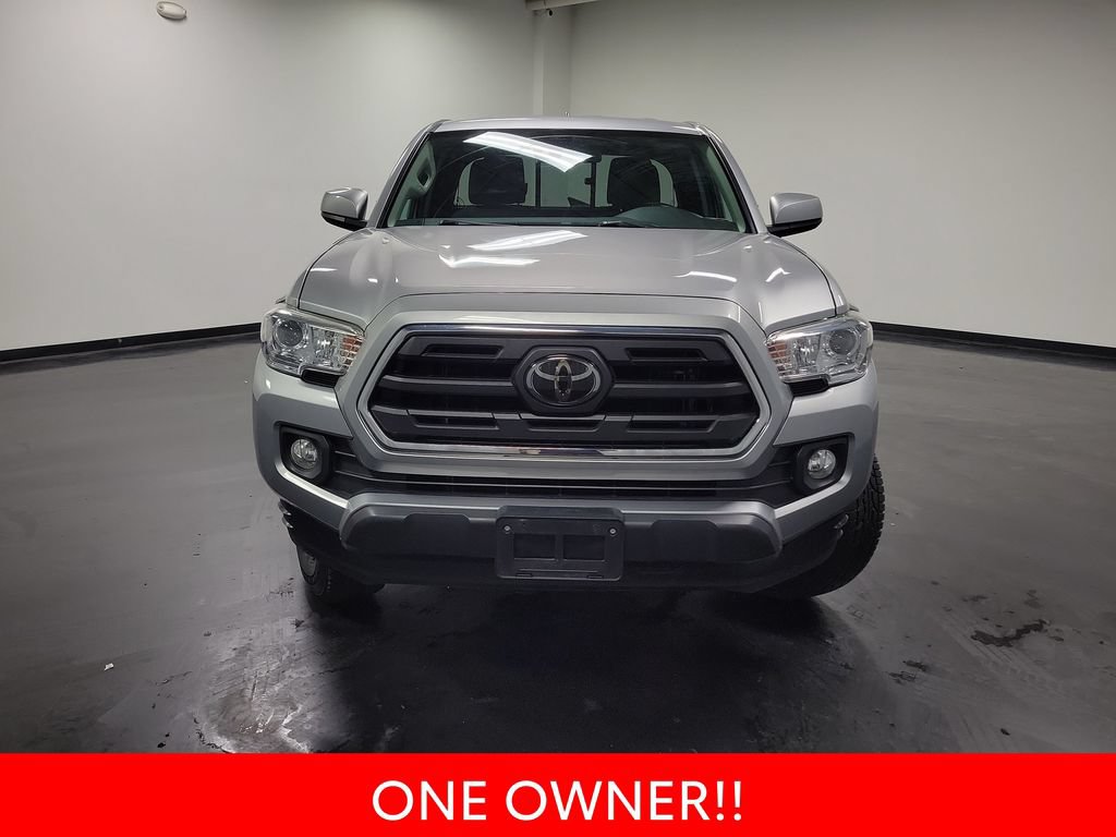 Used 2019 Toyota Tacoma SR5 w/ SR5 Appearance Package (SM) AWD/4WD image 3