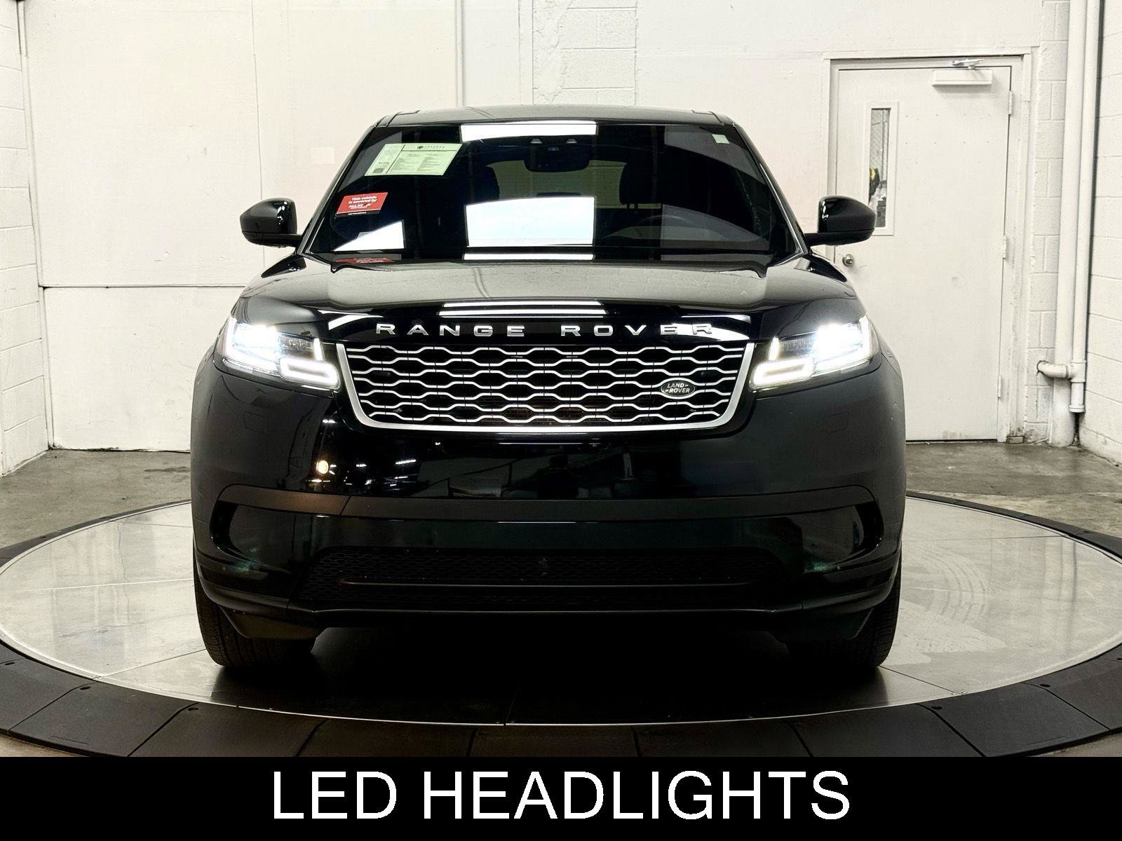 Used 2018 Land Rover Range Rover Velar S AWD/4WD image 3