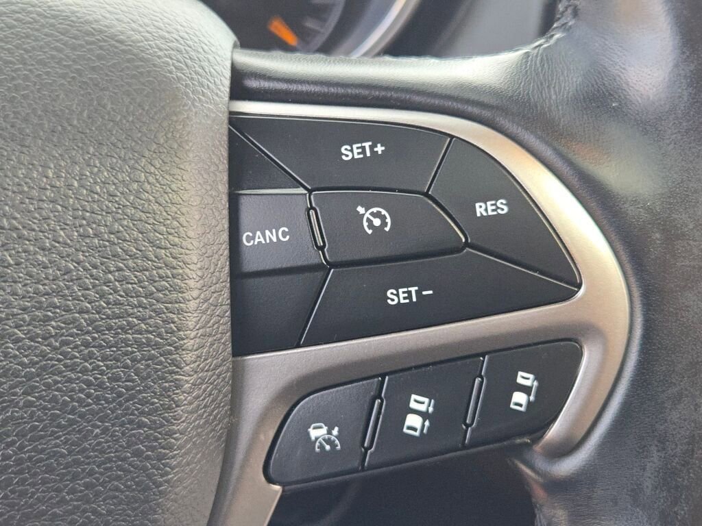 Certified 2020 Jeep Grand Cherokee High Altitude AWD/4WD image 35