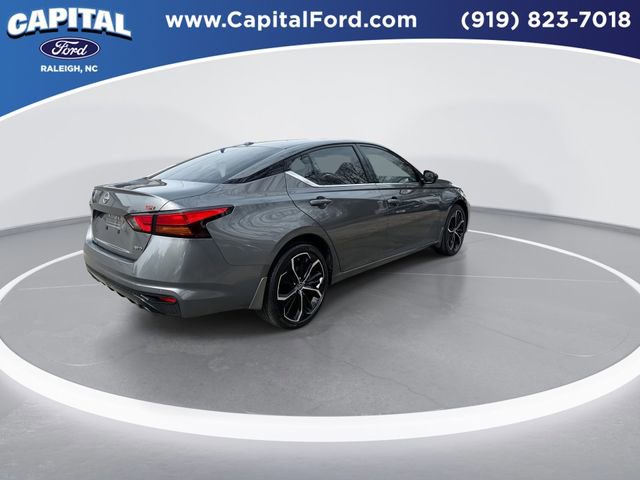 Used 2025 Nissan Altima 2.5 SR AWD/4WD image 8