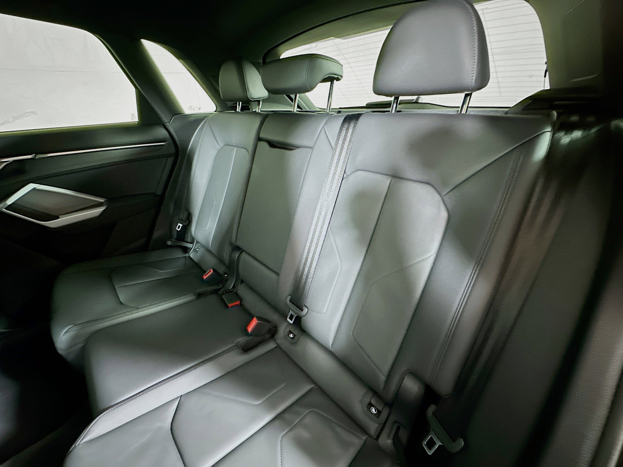 New 2025 Audi Q3 2.0T Premium image 24